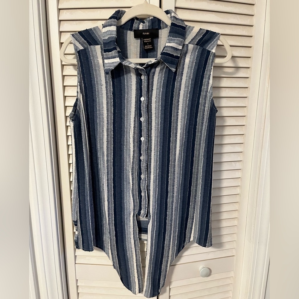 Rain Size S Sleeveless Blue Top